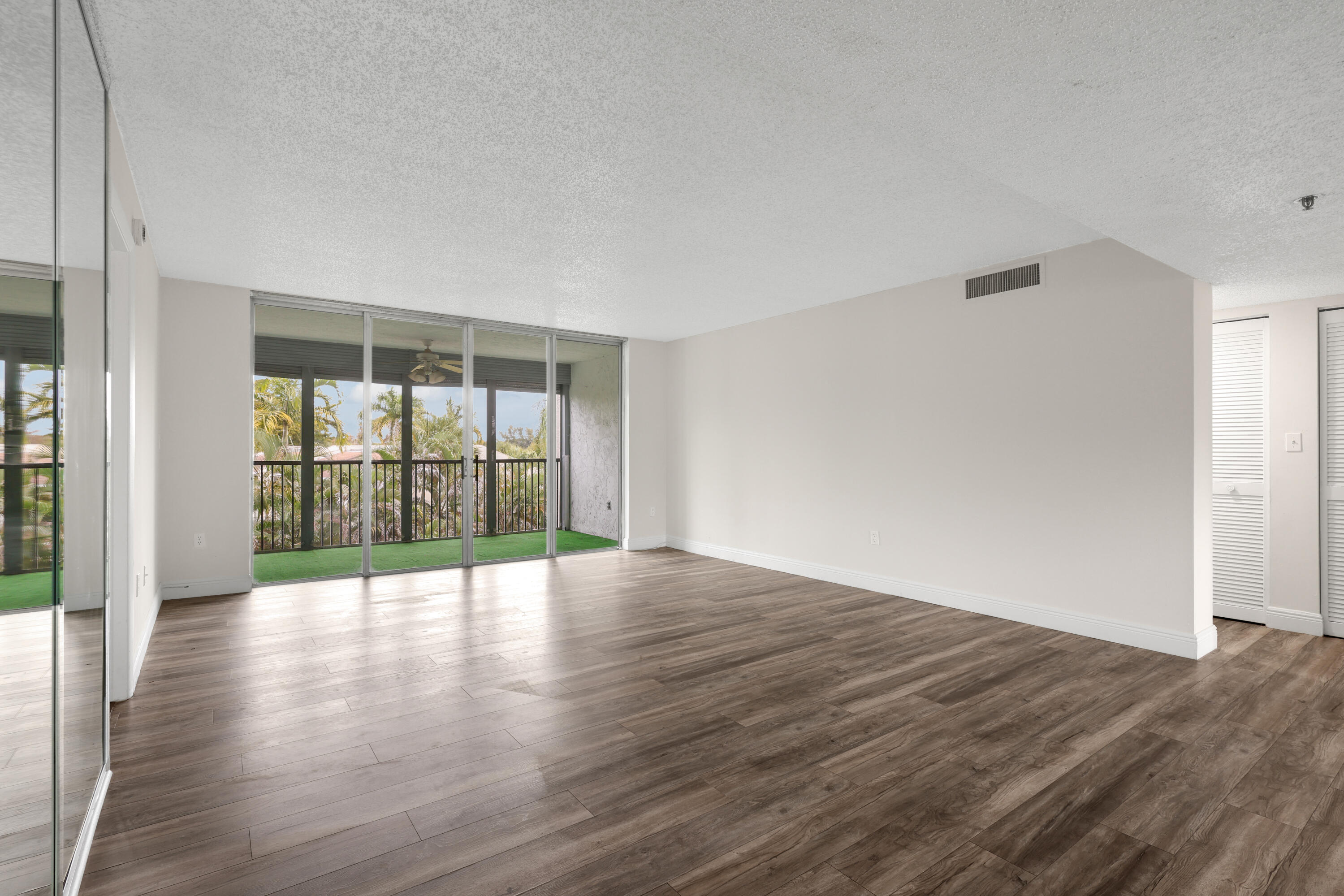 3940 INVERRARY #404-A, Lauderhill FL 33319