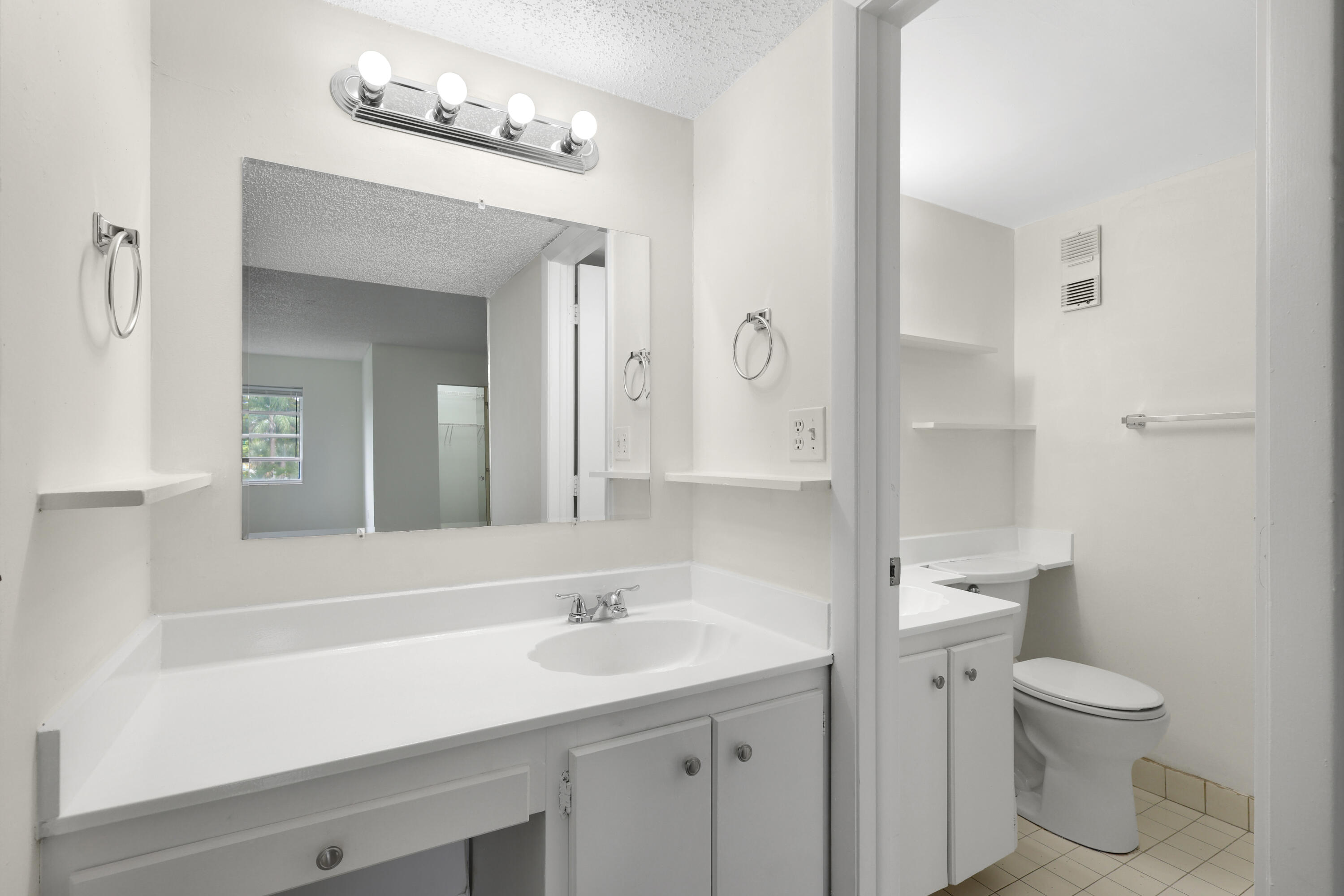 3940 INVERRARY #404-A, Lauderhill FL 33319