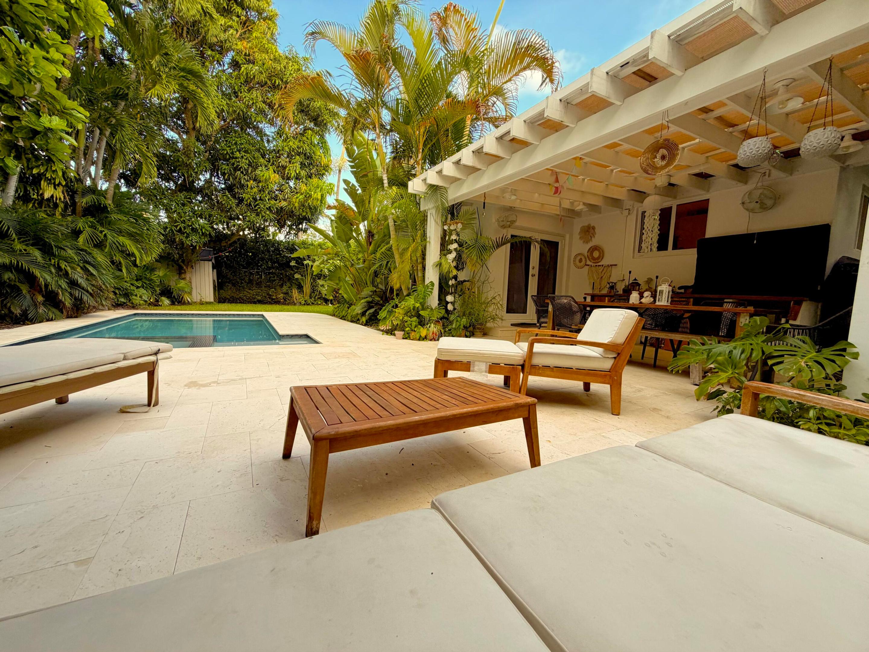 67 NW 97 th, Miami Shores FL 33150