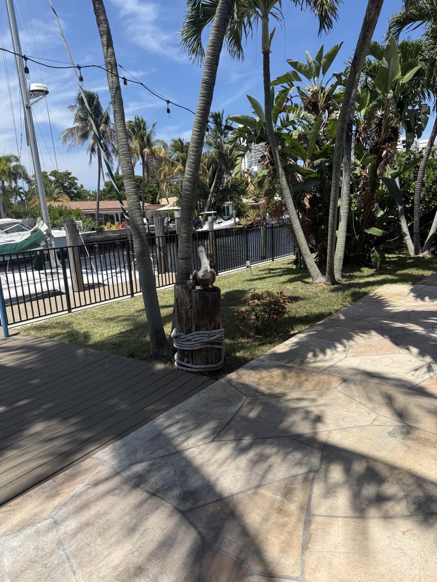11 SUNSET, Lauderdale By The Sea FL 33062