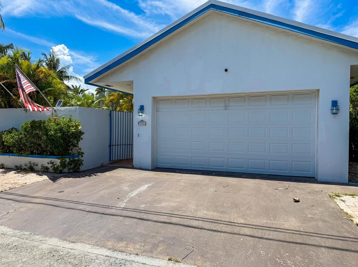 11 SUNSET, Lauderdale By The Sea FL 33062