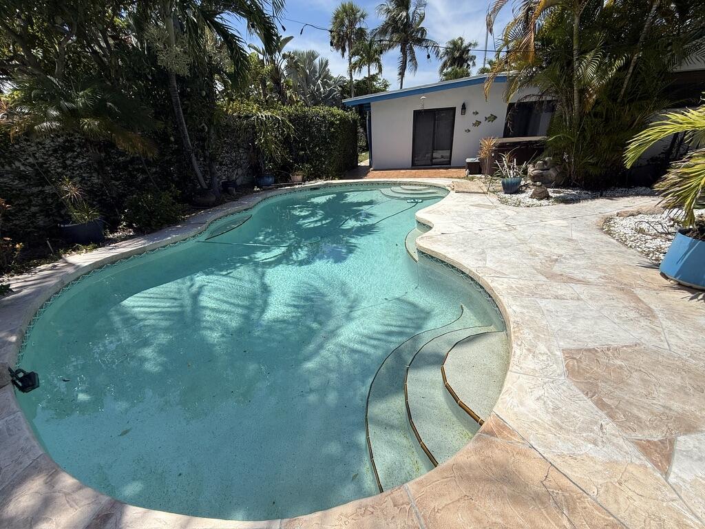 11 SUNSET, Lauderdale By The Sea FL 33062