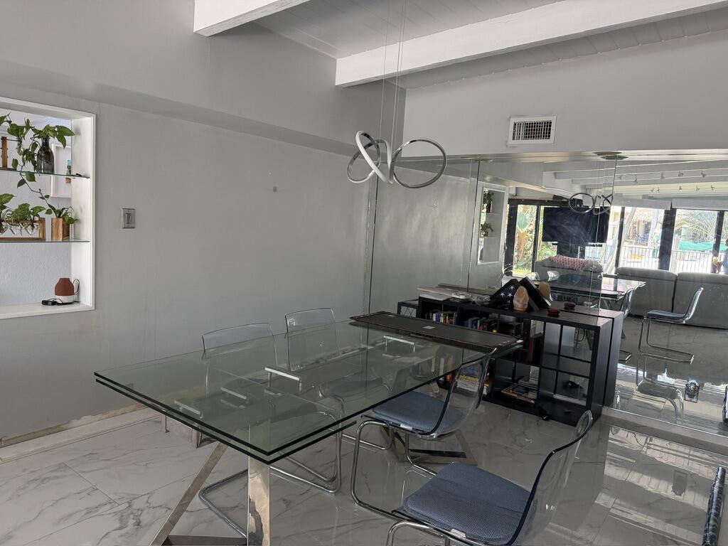 11 SUNSET, Lauderdale By The Sea FL 33062