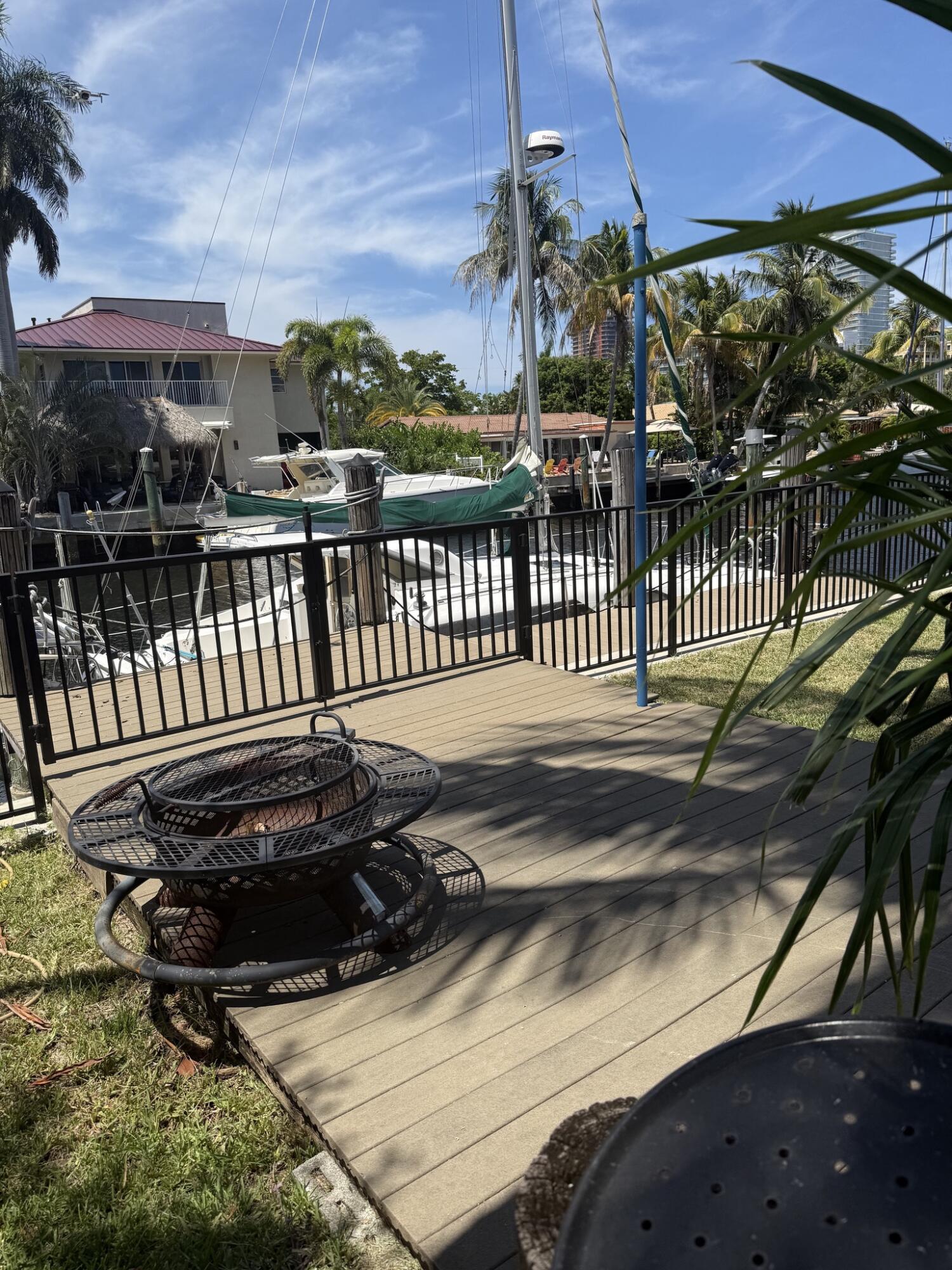 11 SUNSET, Lauderdale By The Sea FL 33062