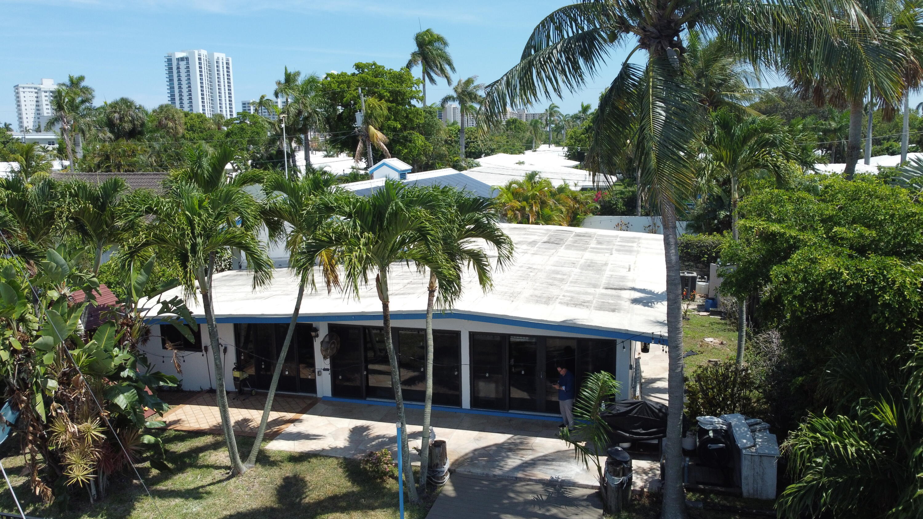 11 SUNSET, Lauderdale By The Sea FL 33062