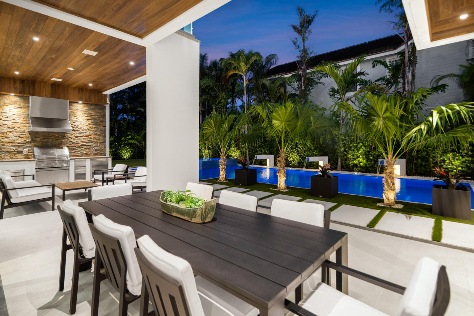 141 Cortez, West Palm Beach FL 33405