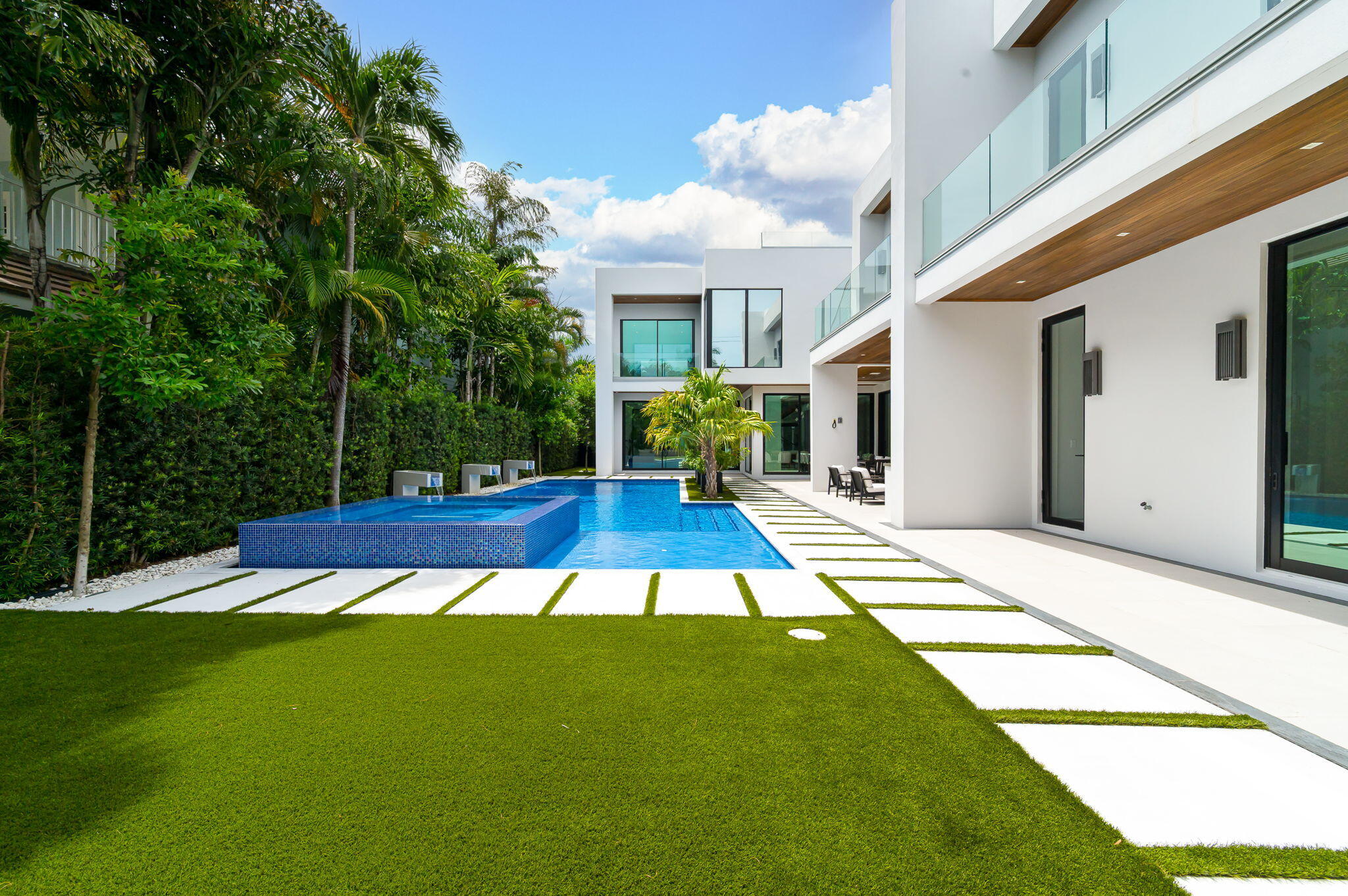 141 Cortez, West Palm Beach FL 33405
