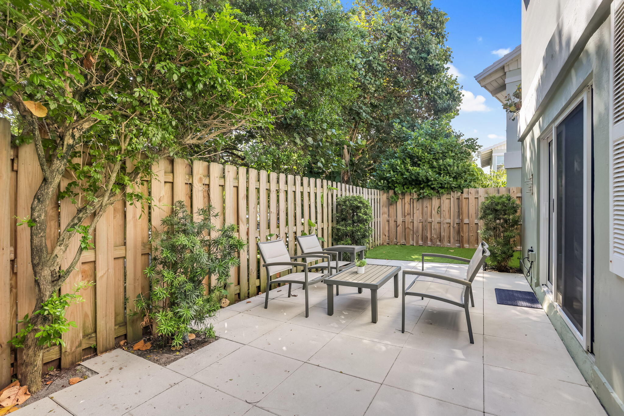 320 S OCEAN #LP, Delray Beach FL 33483