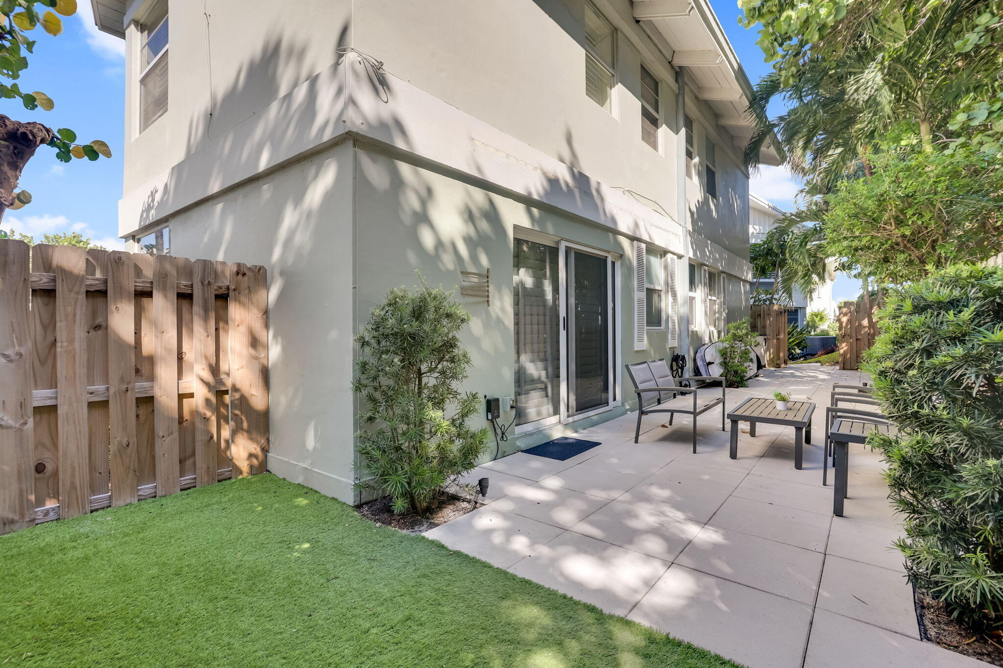 320 S OCEAN #LP, Delray Beach FL 33483