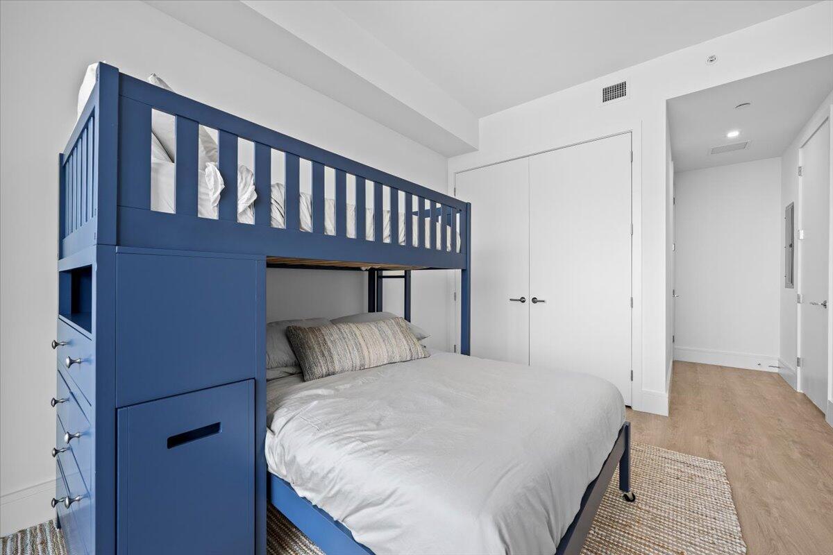 220 Lake Shore #1513, Lake Park FL 33403