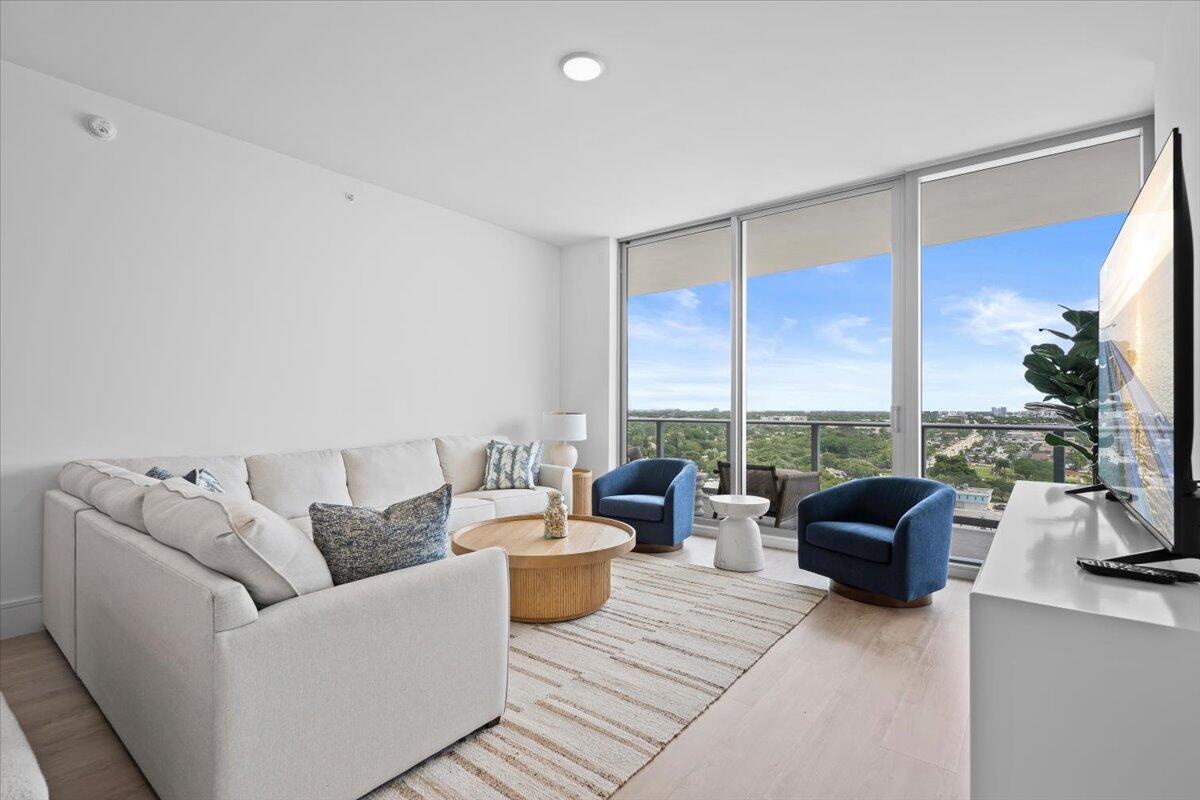 220 Lake Shore #1513, Lake Park FL 33403