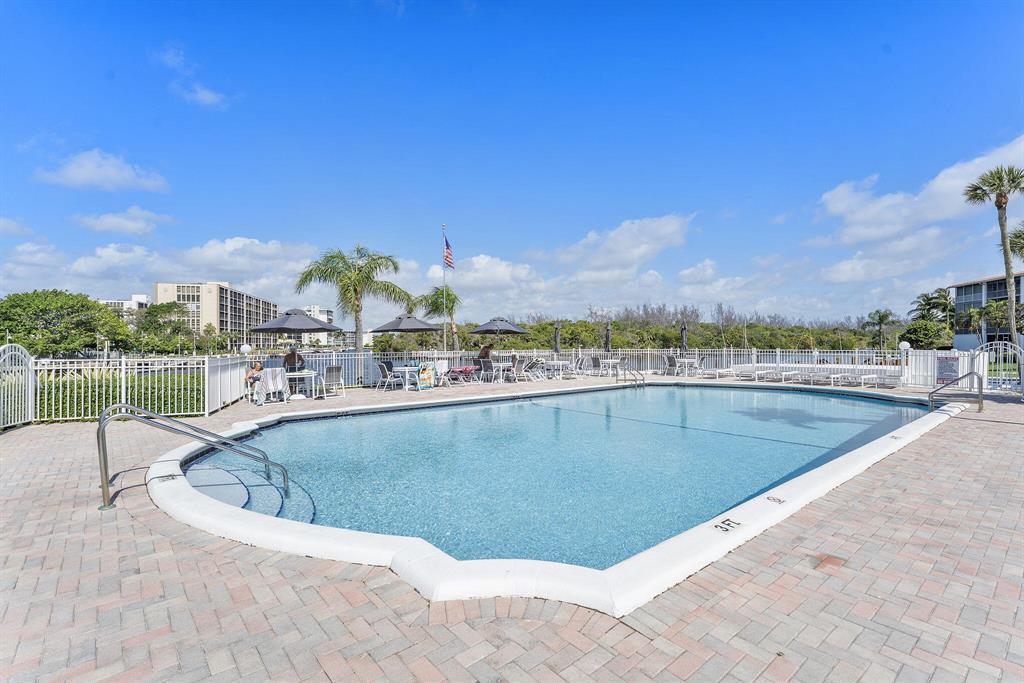 101 NE 19th #Unit 126, Deerfield Beach FL 33441