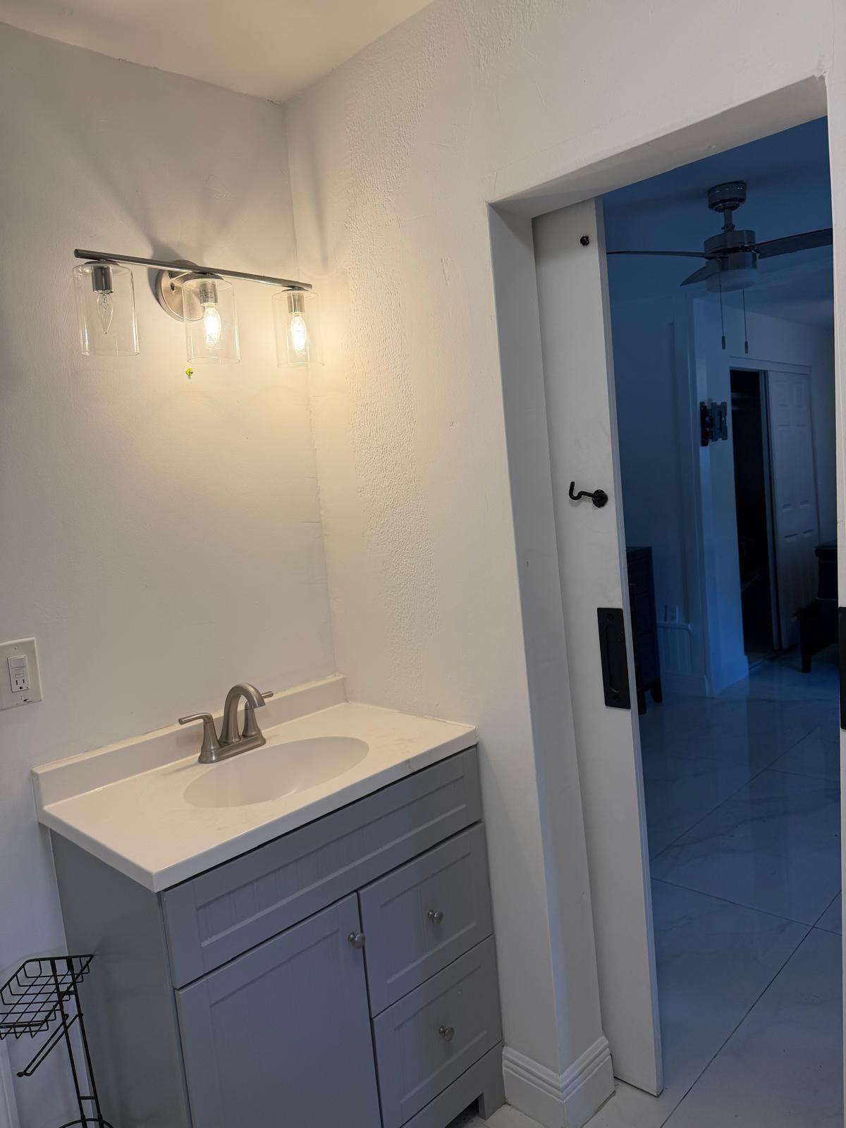 514 Churchill, West Palm Beach FL 33405