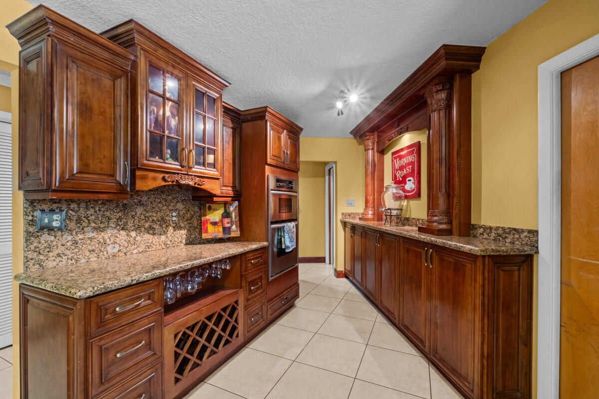 10010 NW 135th, Hialeah FL 33018