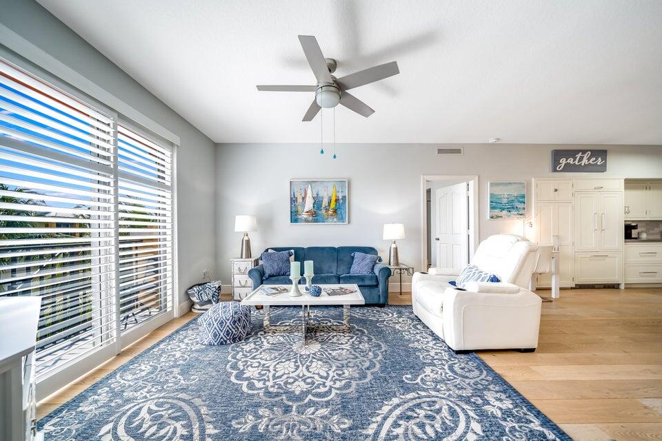 250 NE 3rd #1502, Delray Beach FL 33444