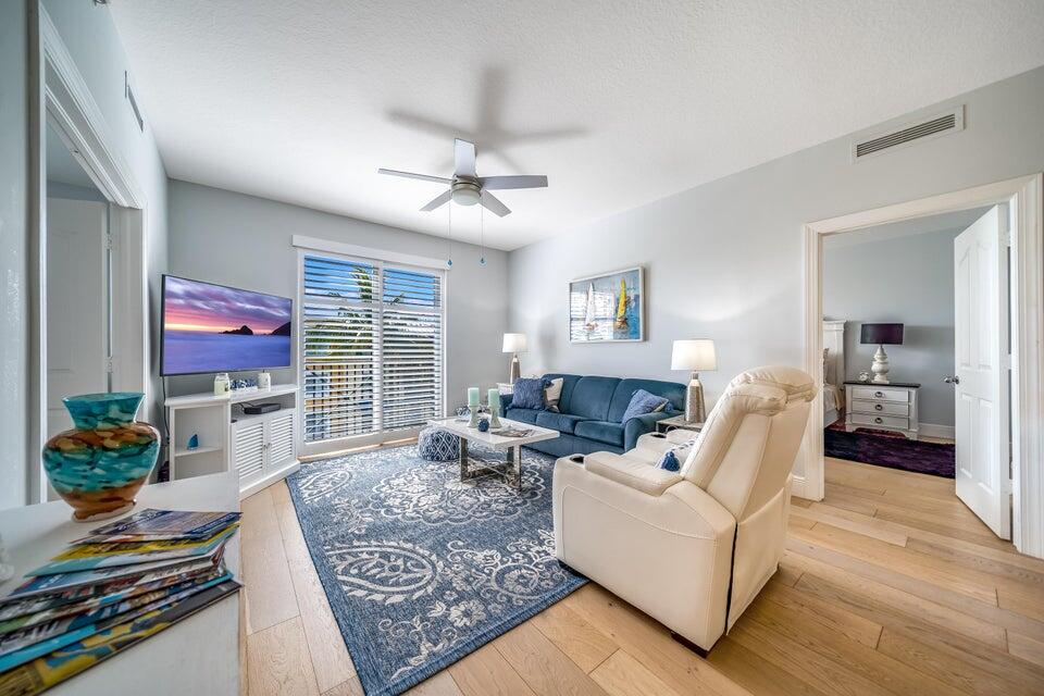 250 NE 3rd #1502, Delray Beach FL 33444