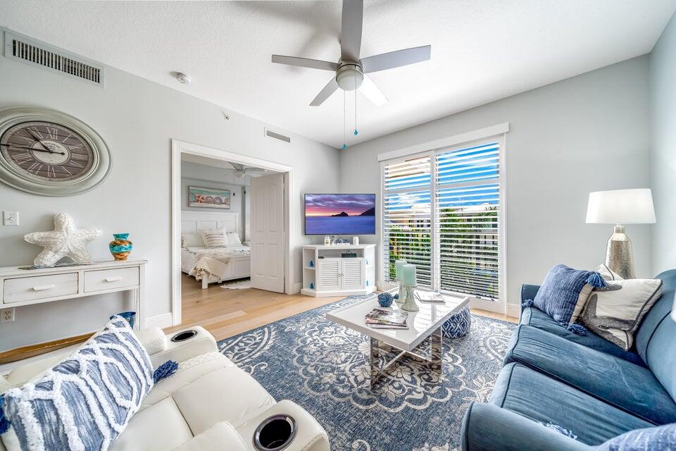 250 NE 3rd #1502, Delray Beach FL 33444