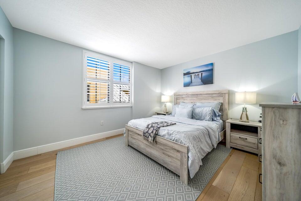 250 NE 3rd #1502, Delray Beach FL 33444