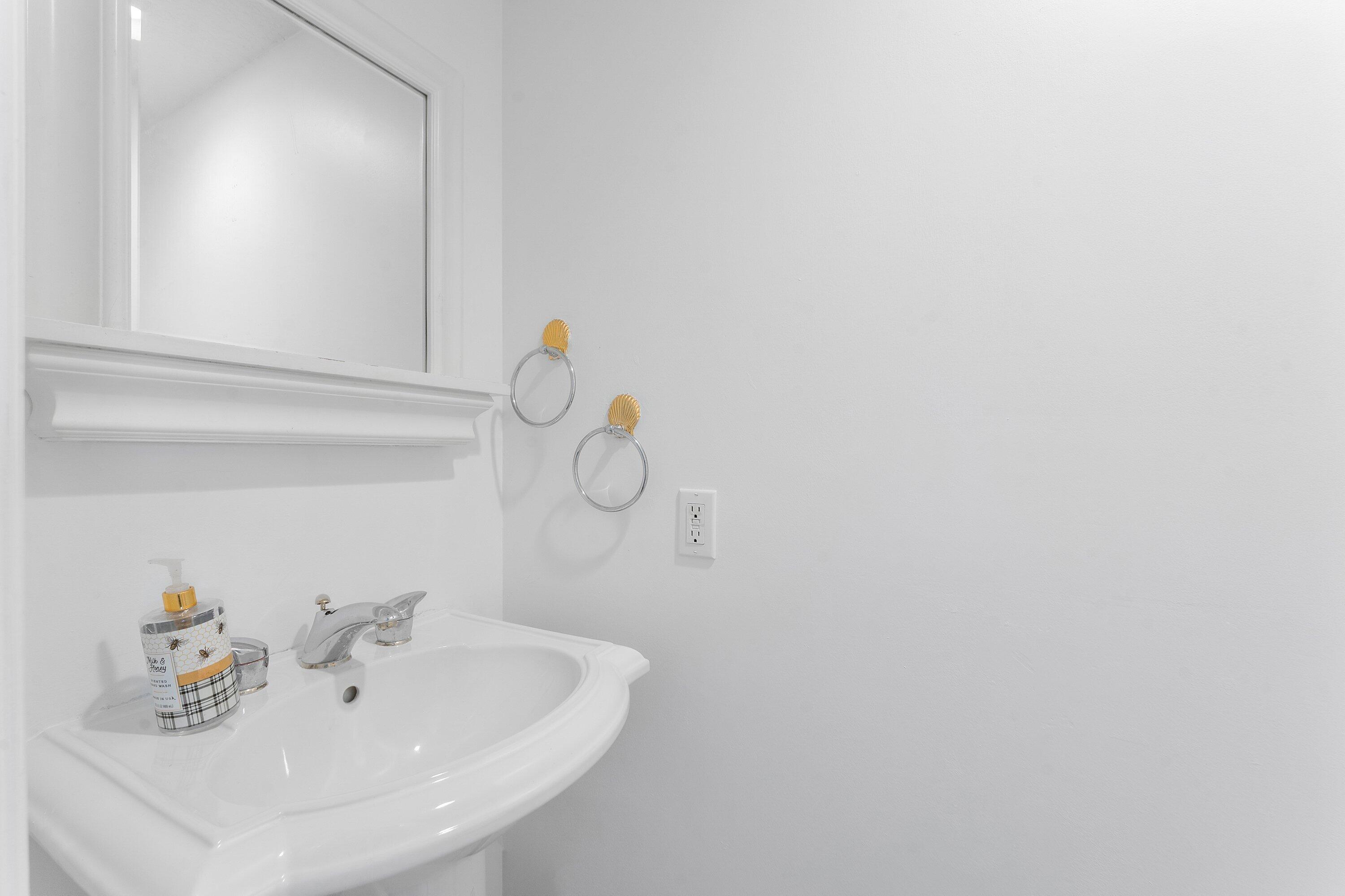 455 JUNO DUNES, Juno Beach FL 33408
