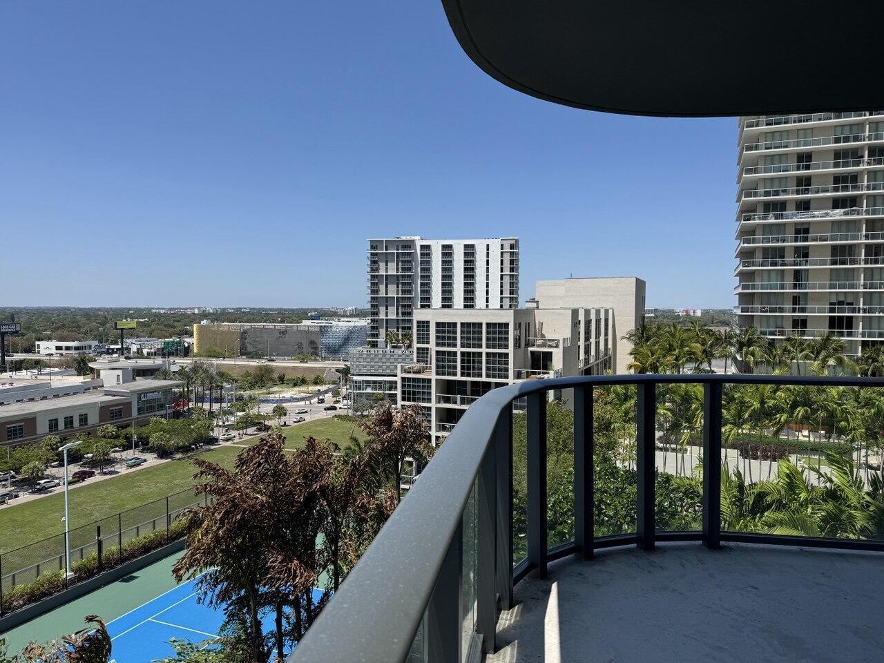 121 NE 34th #1116, Miami FL 33137