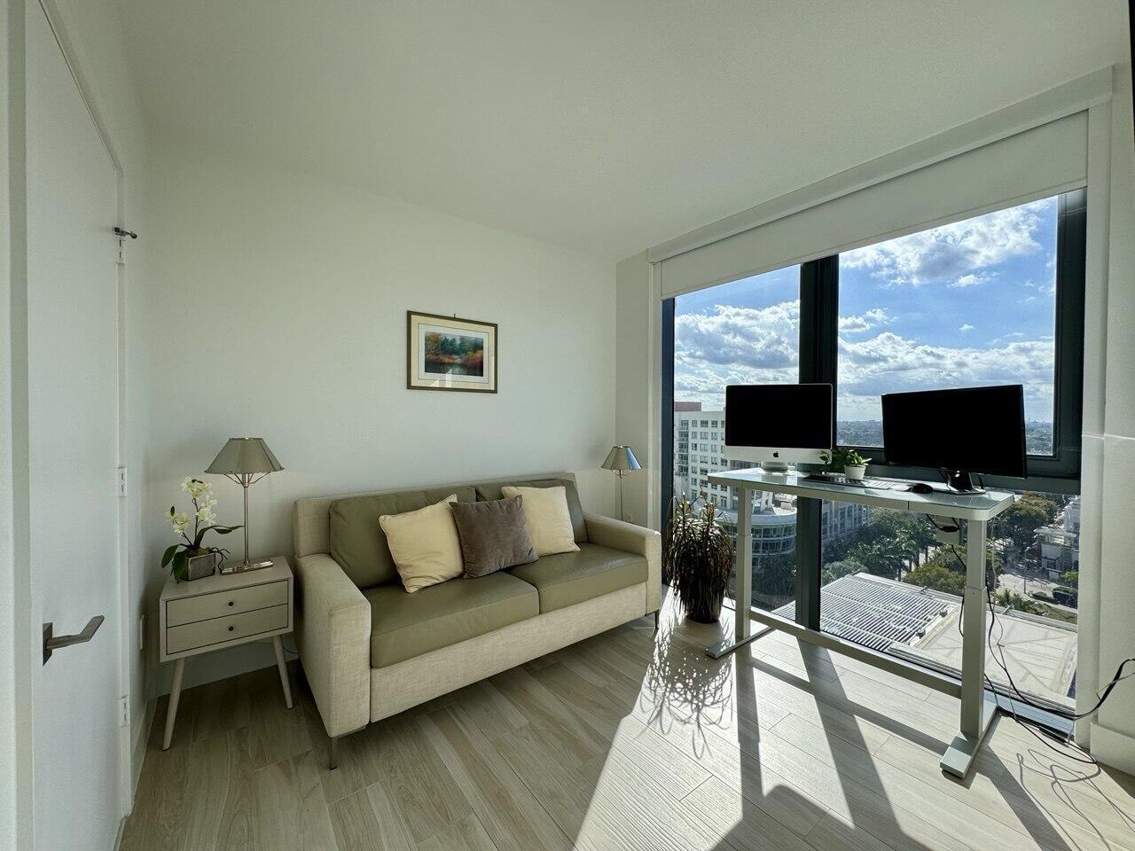 121 NE 34th #1116, Miami FL 33137