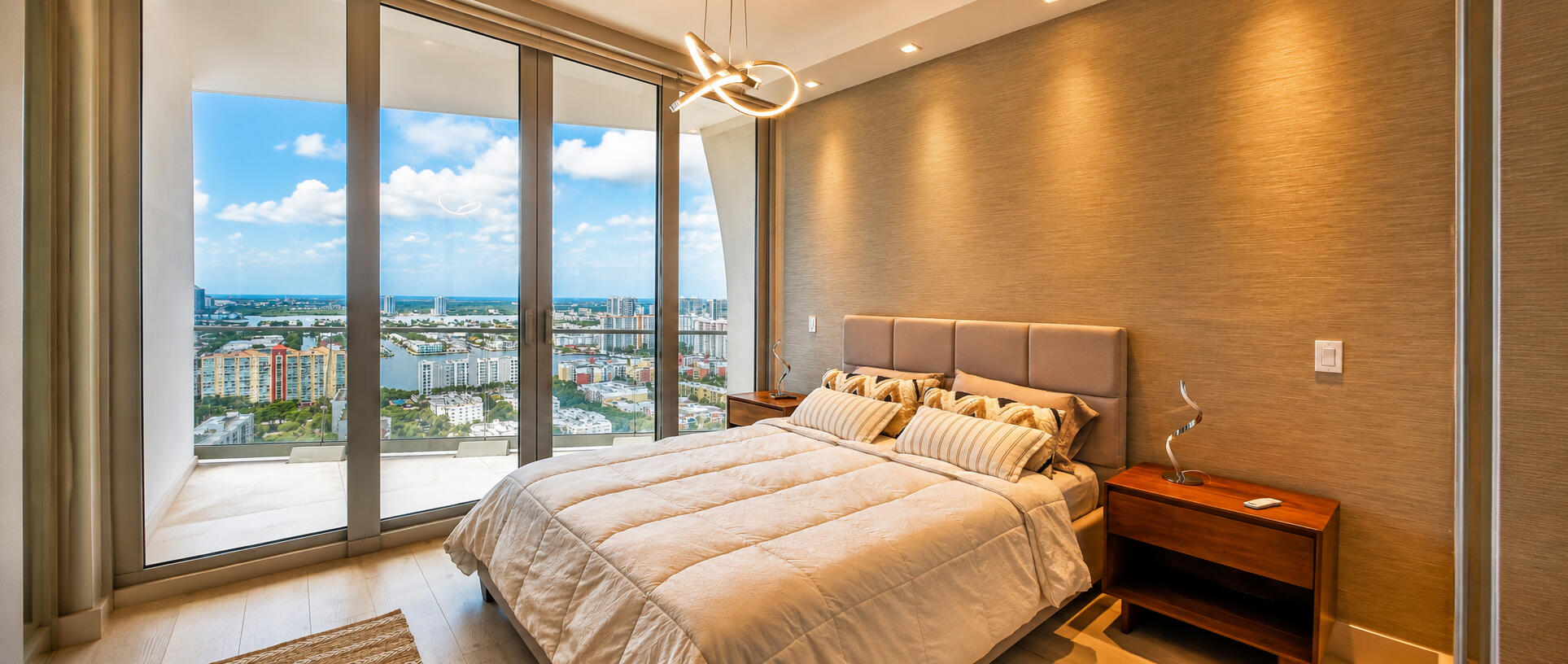 16901 Collins #3002, Sunny Isles Beach FL 33160