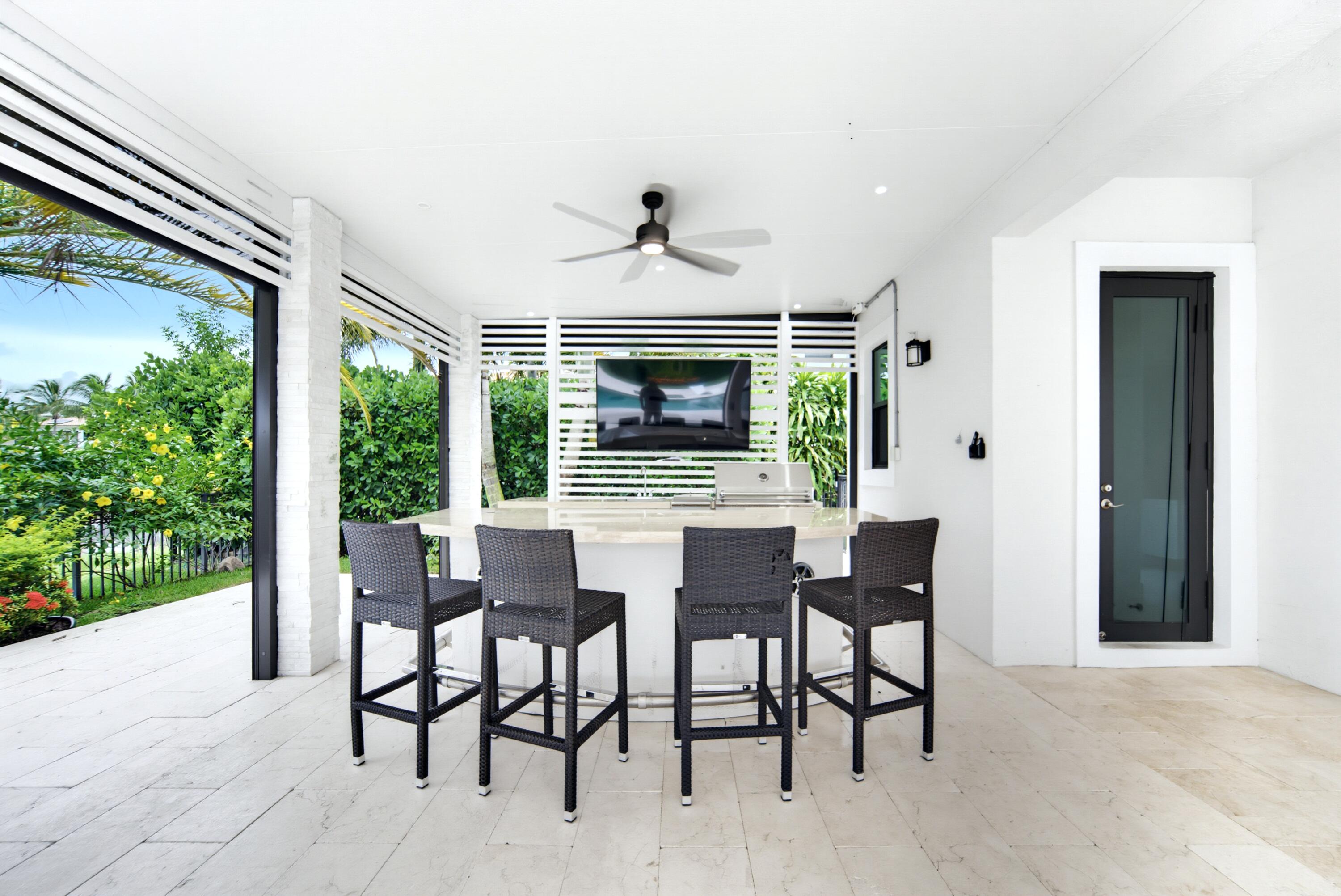 10363 S Barnsley, Parkland FL 33076