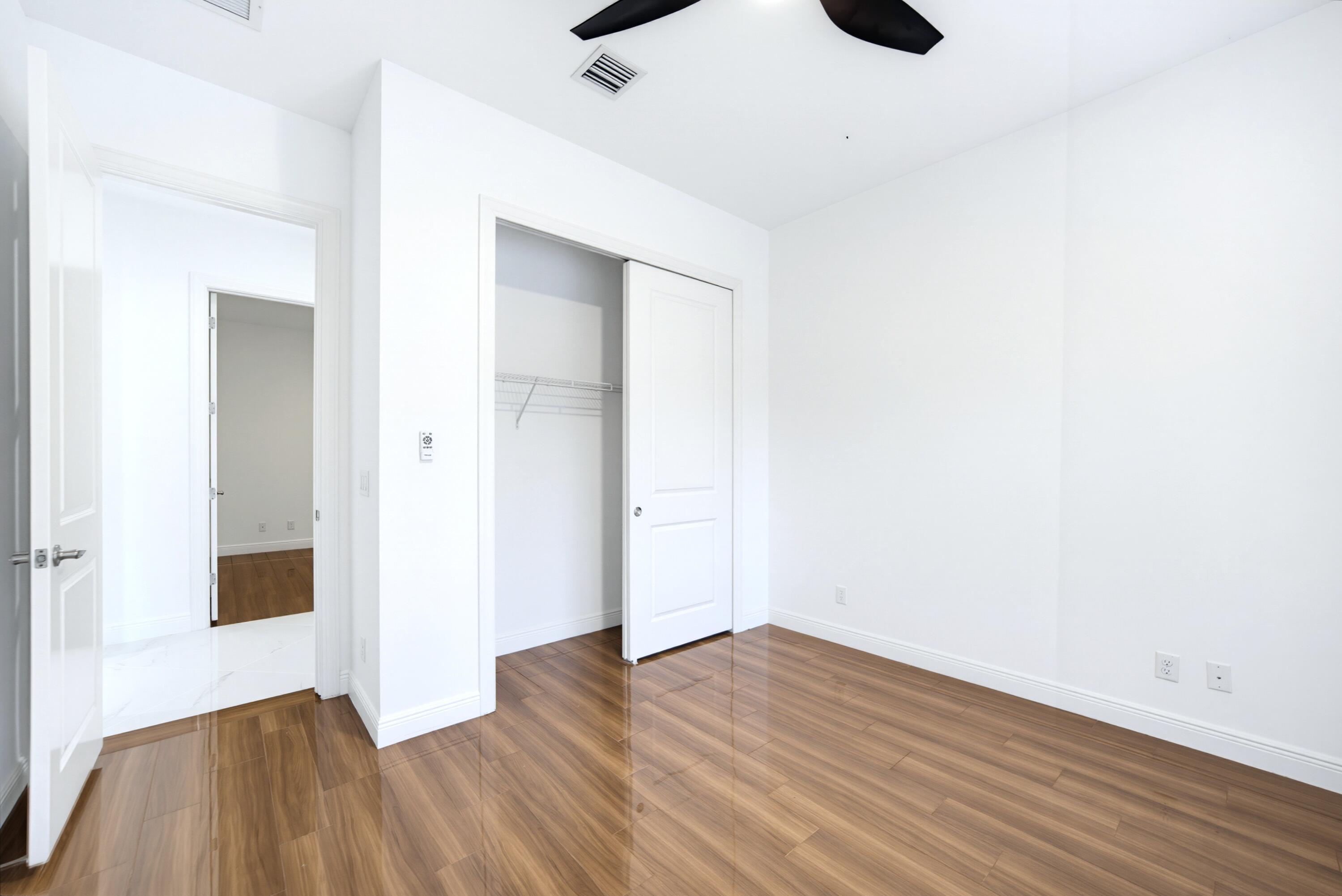 10363 S Barnsley, Parkland FL 33076