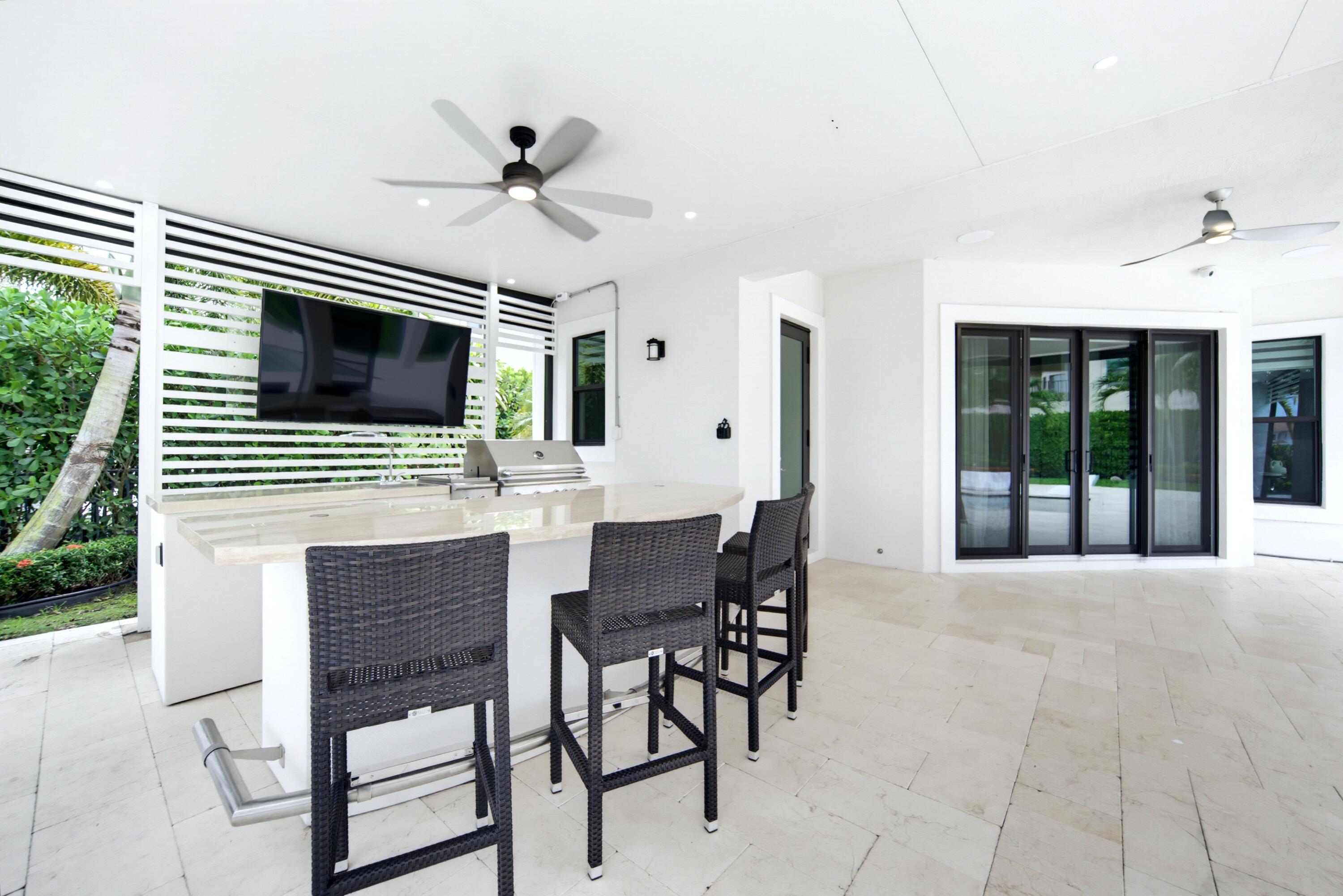 10363 S Barnsley, Parkland FL 33076