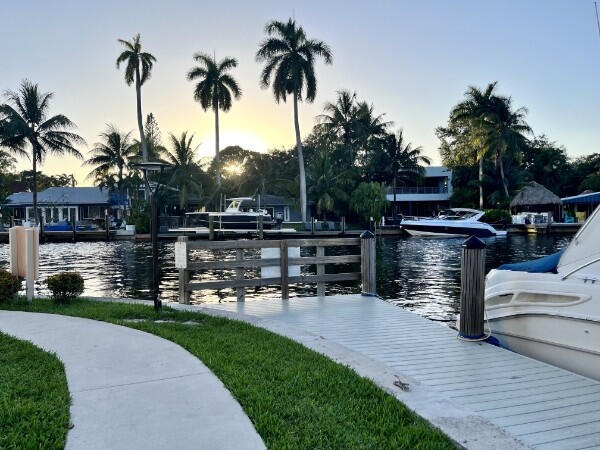 1301 RIVER REACH #111, Fort Lauderdale FL 33315