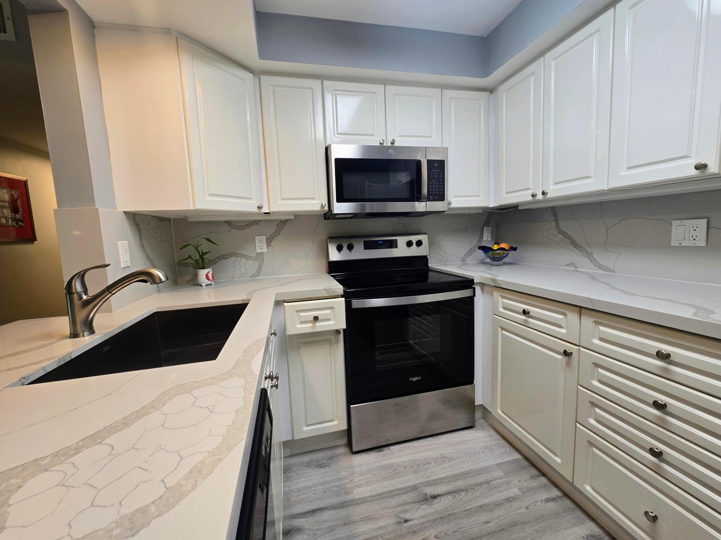 1301 RIVER REACH #111, Fort Lauderdale FL 33315
