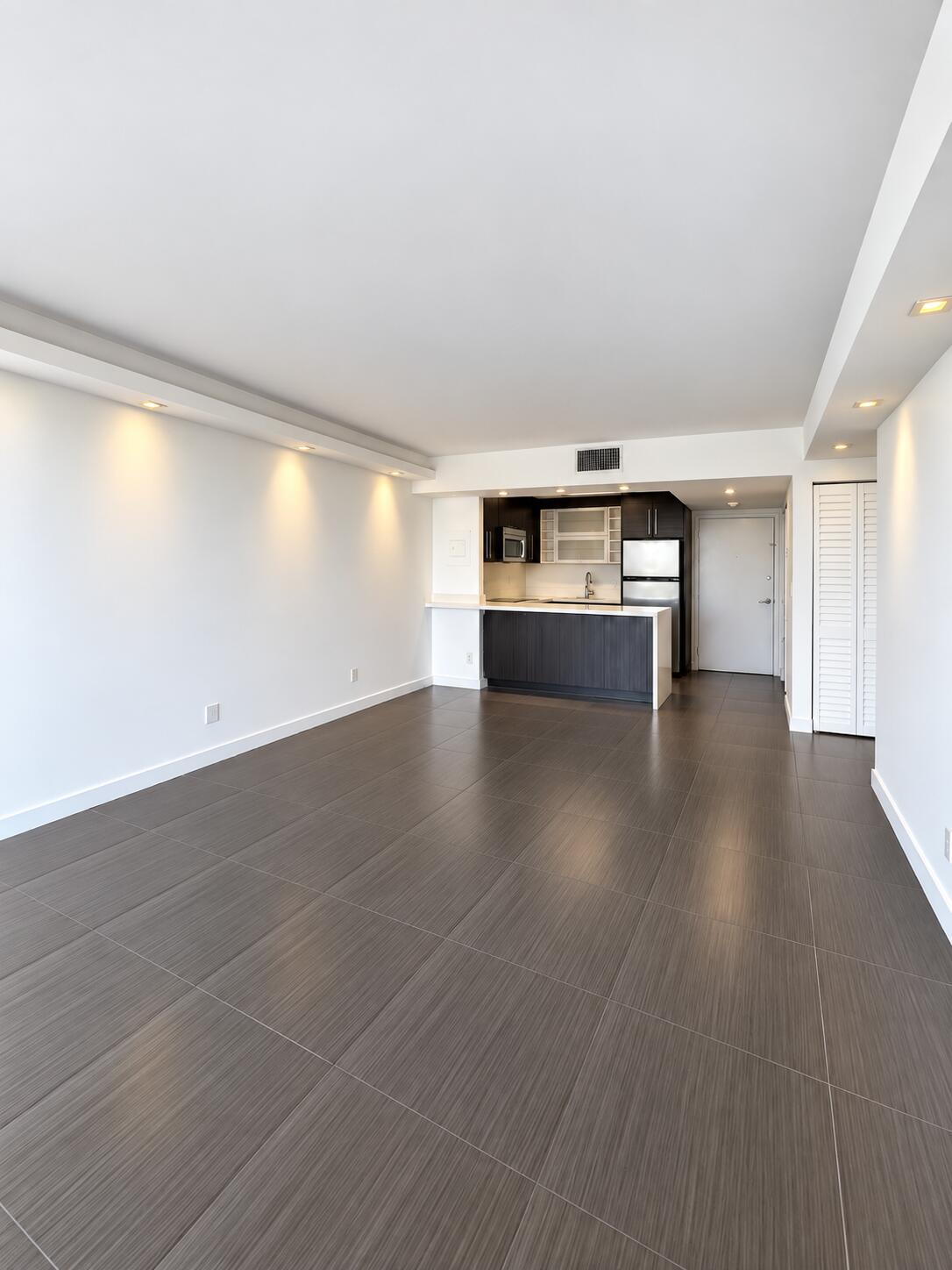 2020 NE 135TH #502, North Miami FL 33181