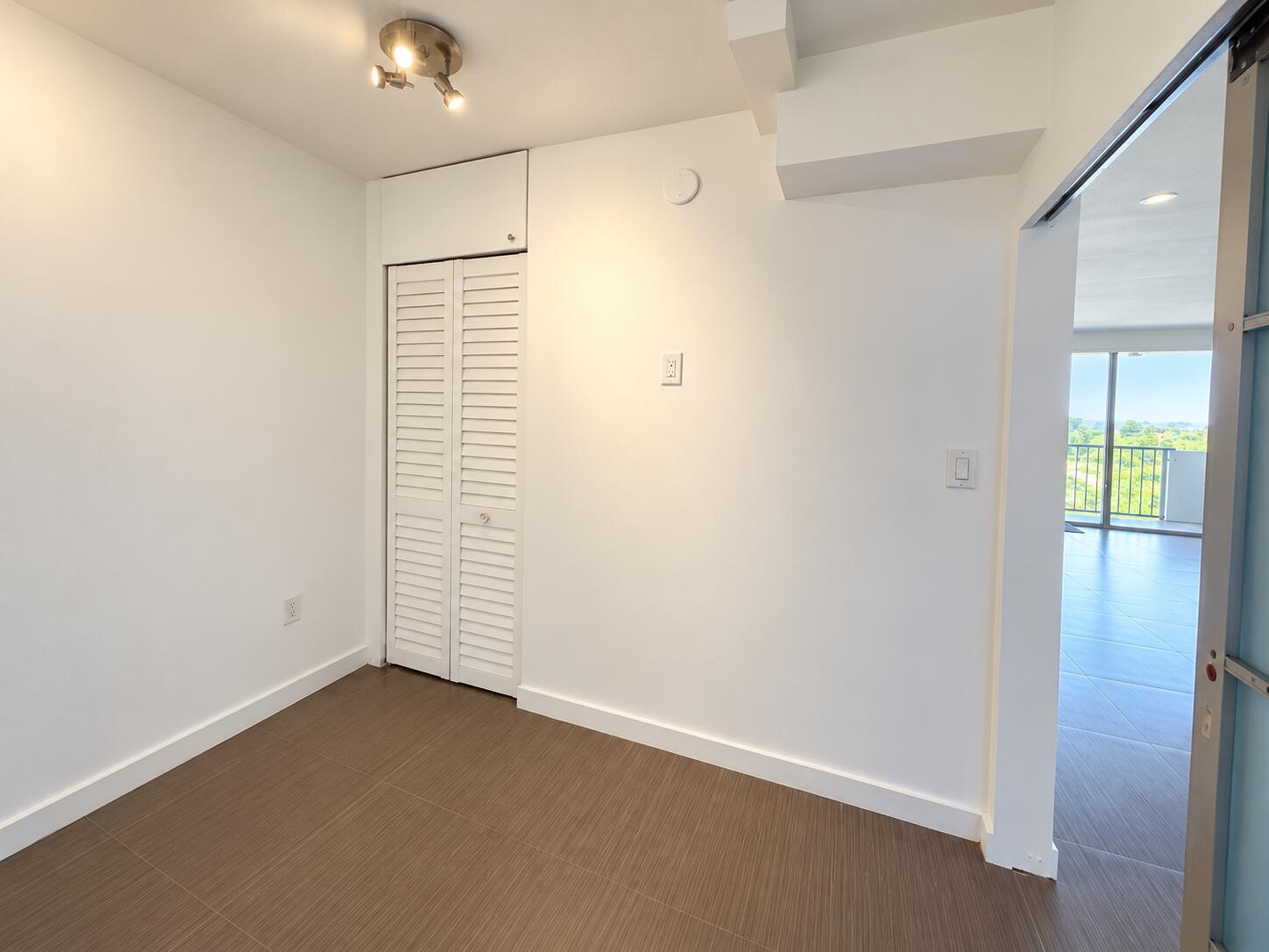 2020 NE 135TH #502, North Miami FL 33181