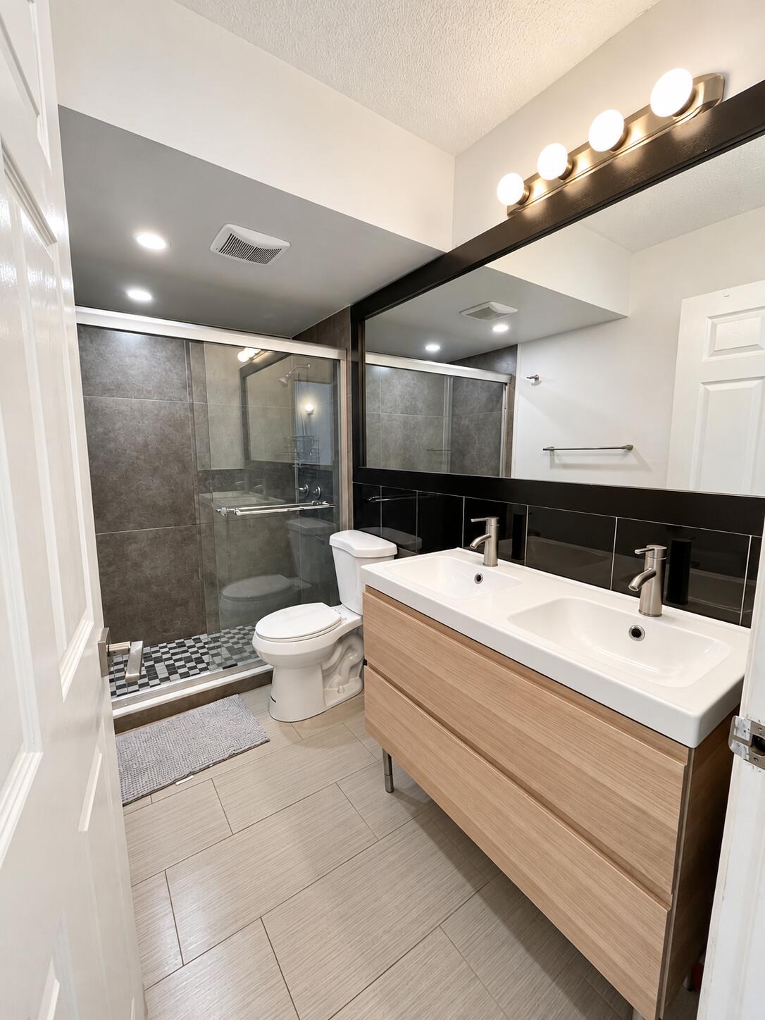 2020 NE 135TH #502, North Miami FL 33181