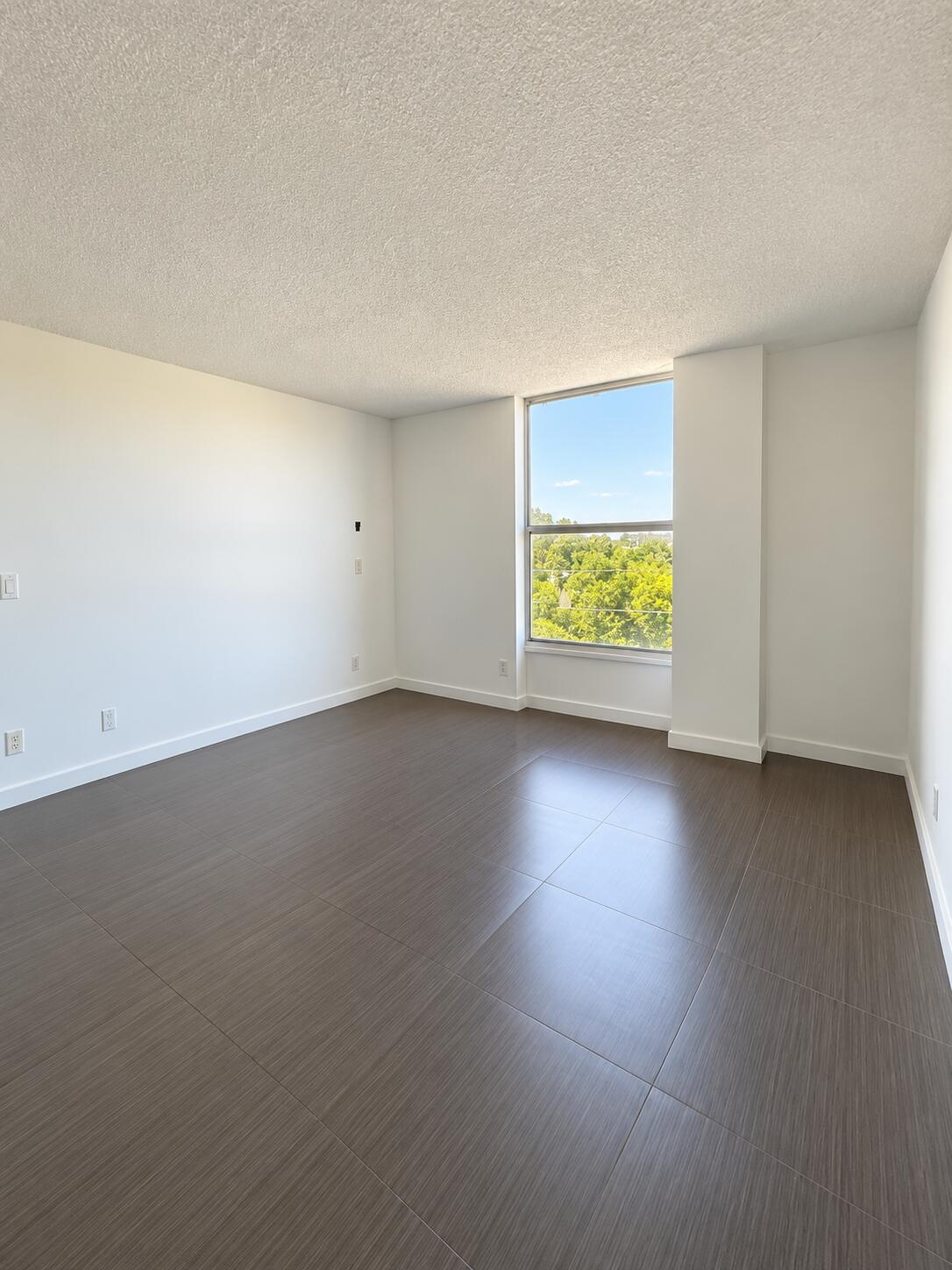 2020 NE 135TH #502, North Miami FL 33181