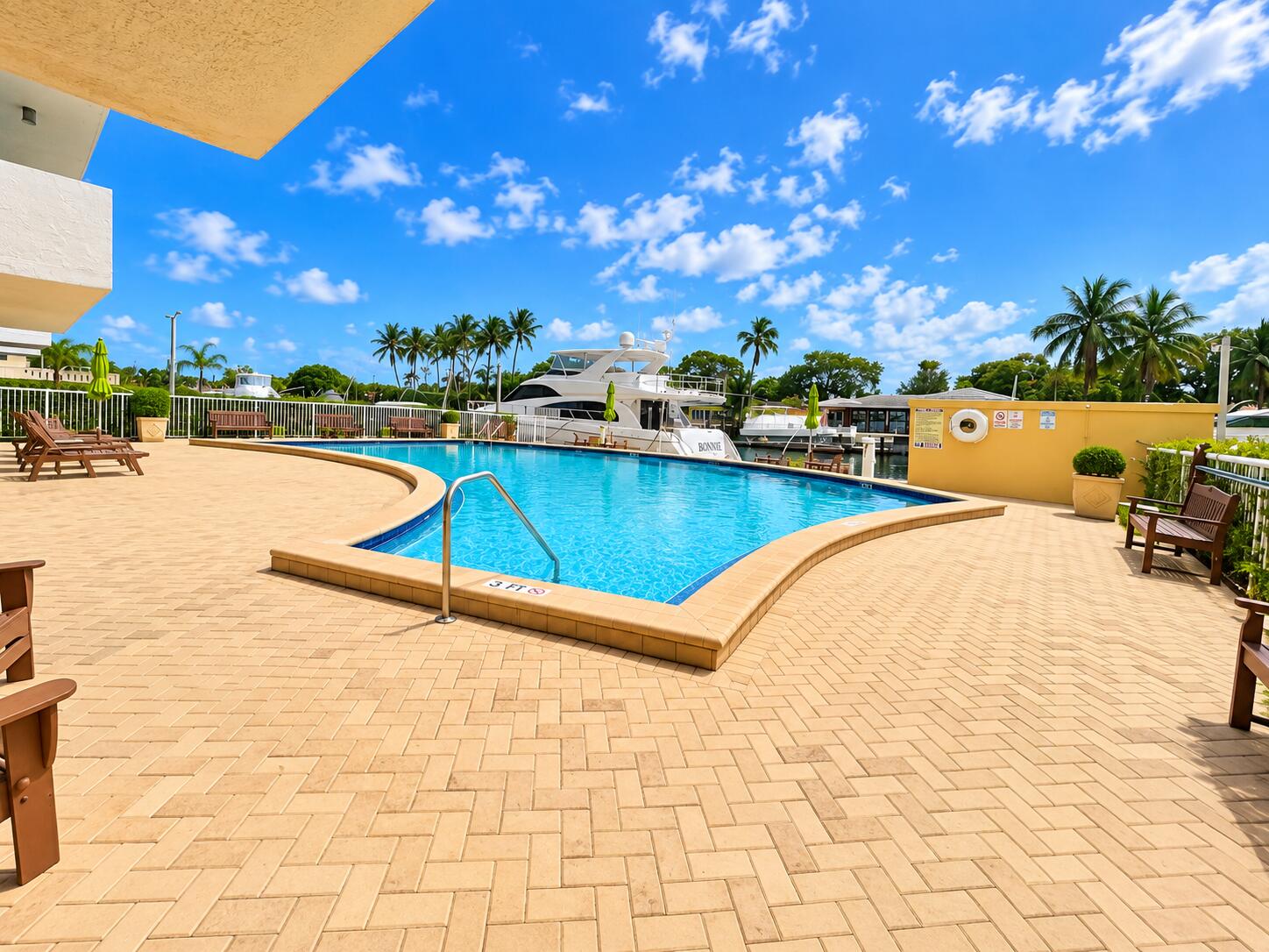2020 NE 135TH #502, North Miami FL 33181