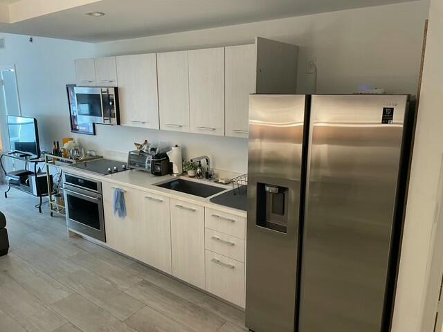 55 SW 9th #3209, Miami FL 33130