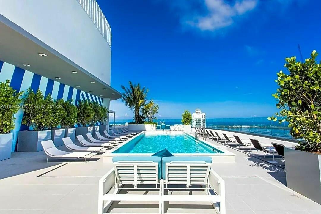 55 SW 9th #3209, Miami FL 33130