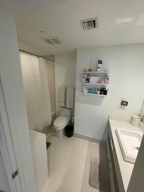 55 SW 9th #3209, Miami FL 33130