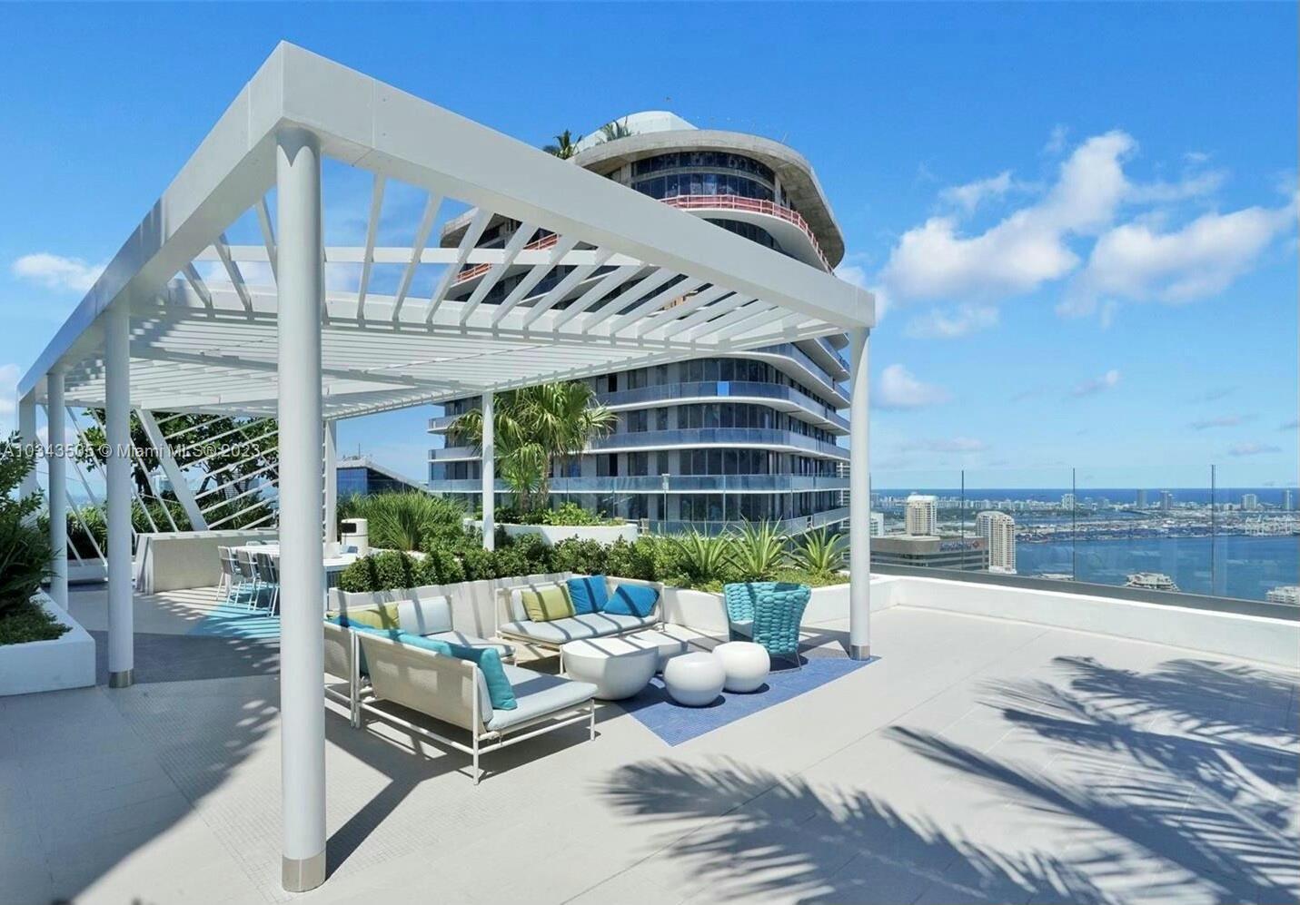 55 SW 9th #3209, Miami FL 33130