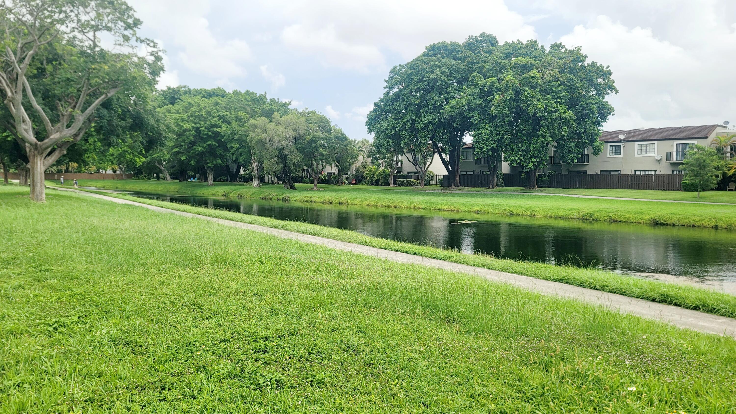 10581 SW 155TH #1215, Miami FL 33196