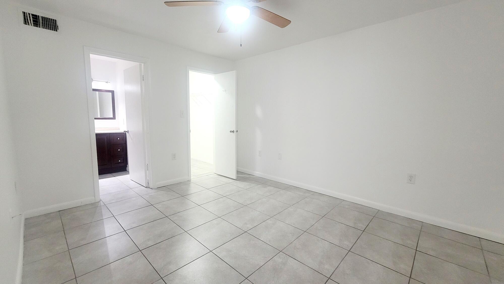 10581 SW 155TH #1215, Miami FL 33196