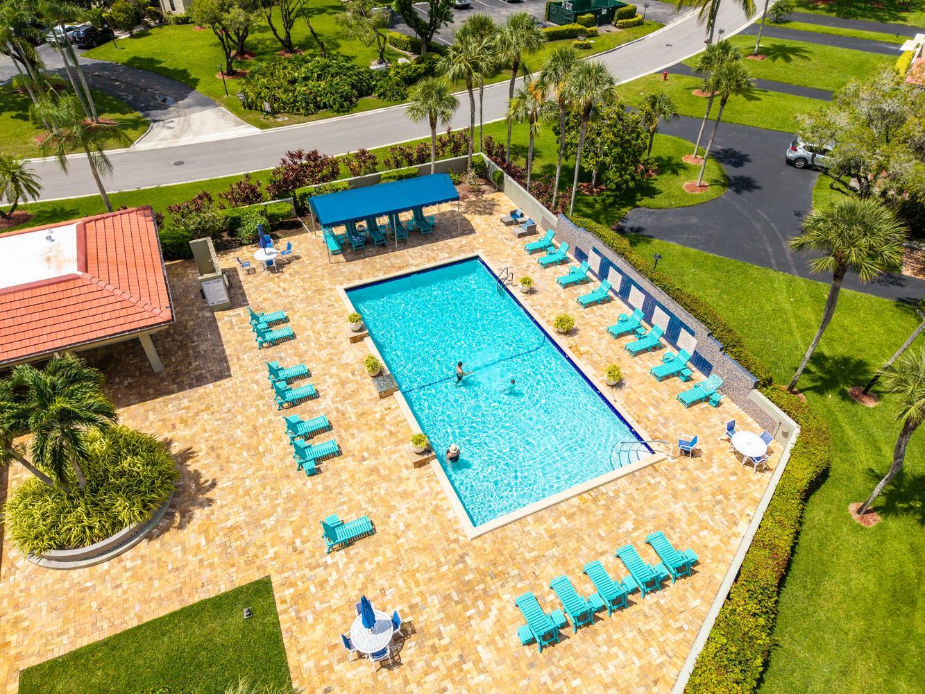 8425 Casa Del Lago #H, Boca Raton FL 33433