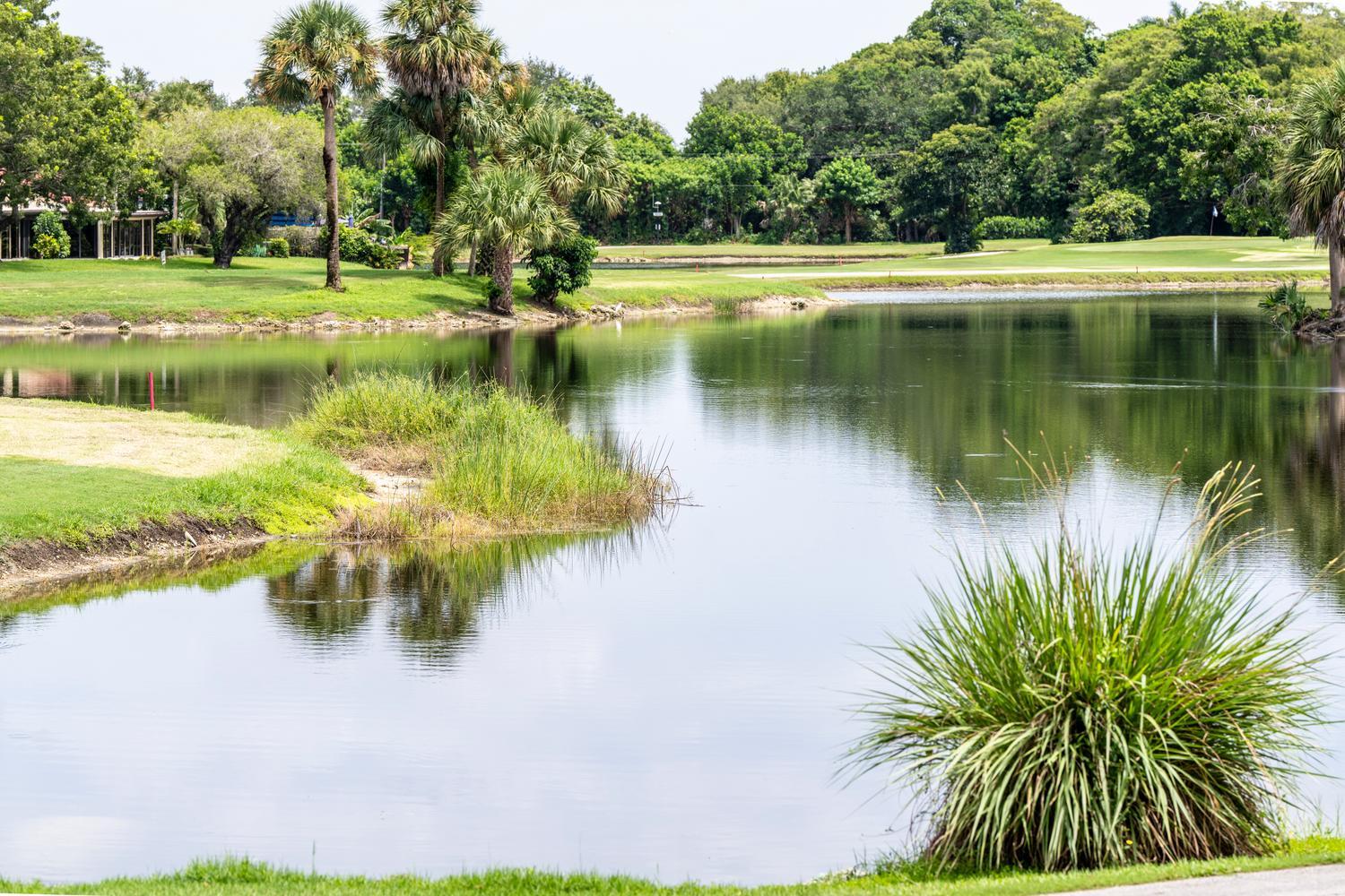 8425 Casa Del Lago #H, Boca Raton FL 33433