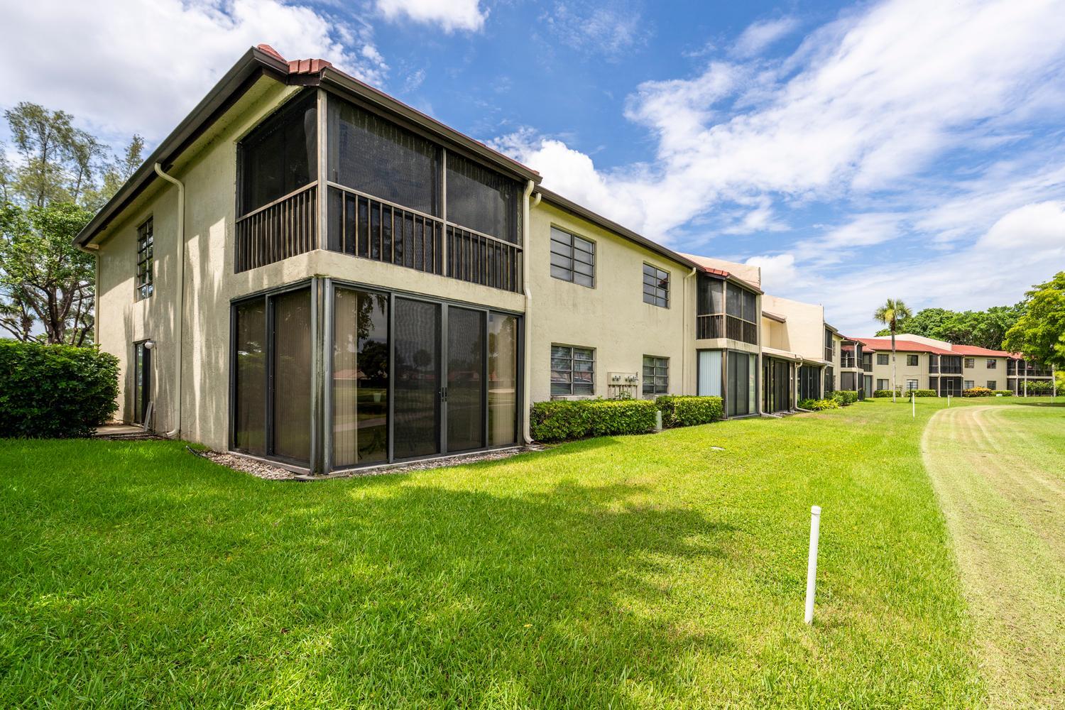 8425 Casa Del Lago #H, Boca Raton FL 33433