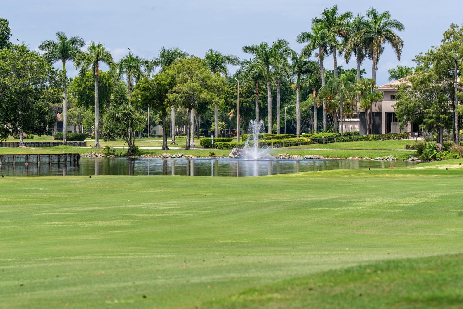 8425 Casa Del Lago #H, Boca Raton FL 33433