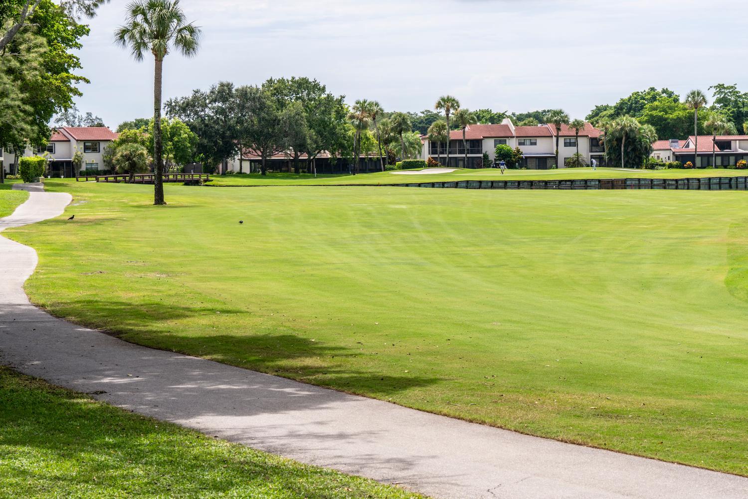8425 Casa Del Lago #H, Boca Raton FL 33433