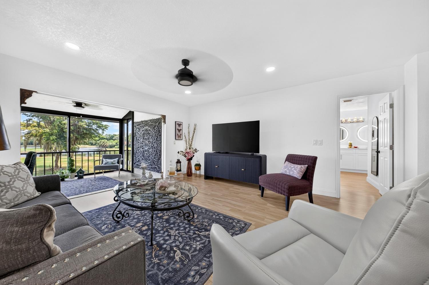 8425 Casa Del Lago #H, Boca Raton FL 33433