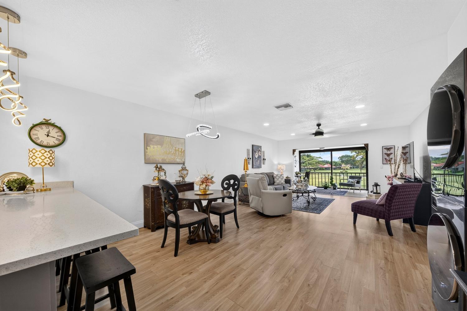 8425 Casa Del Lago #H, Boca Raton FL 33433