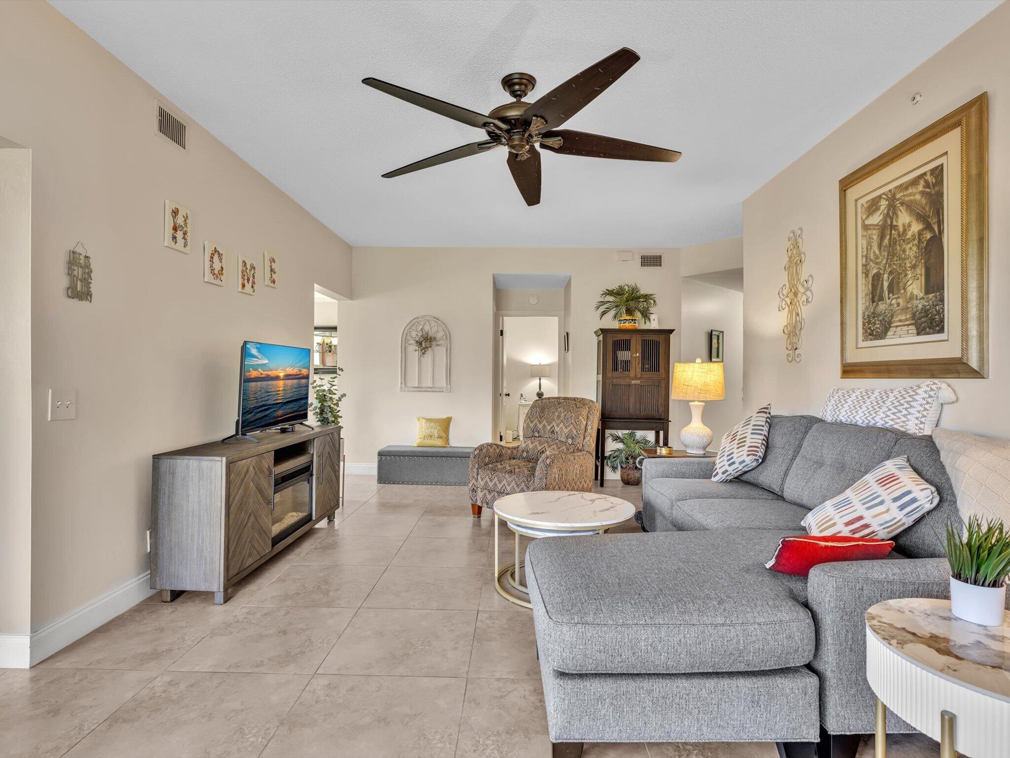 23156 Fountain View #D, Boca Raton FL 33433